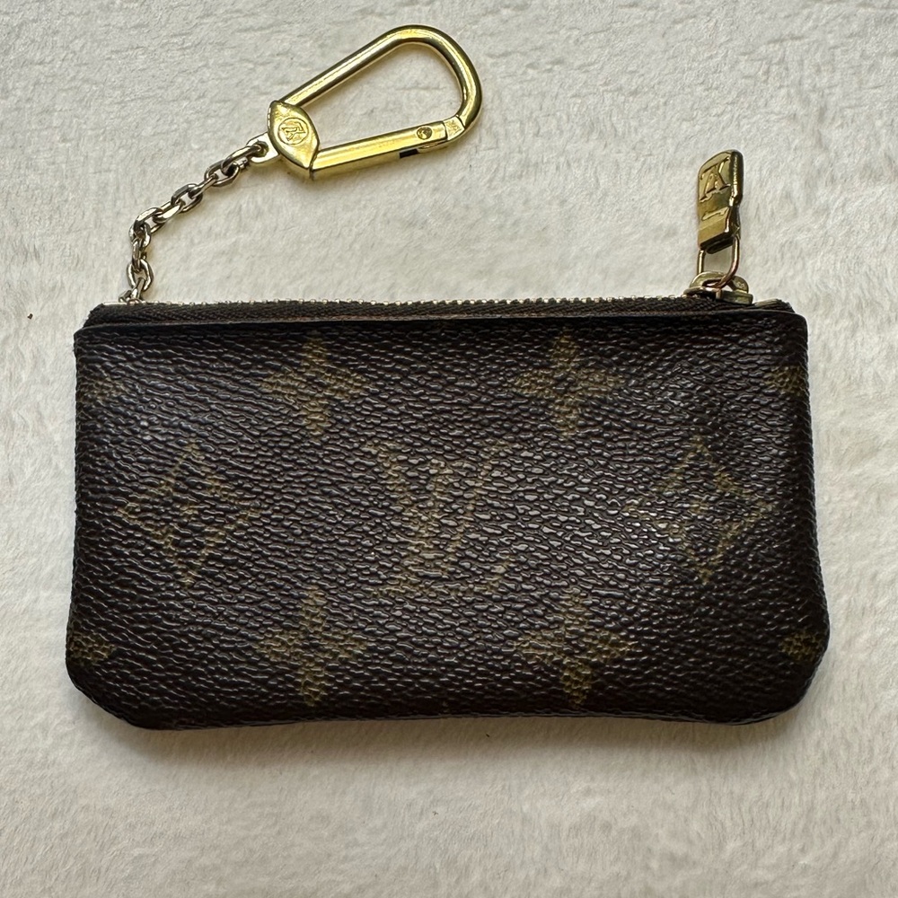 Authentic Pre-owned Louis Vuitton Small Leather Goods Monogram Key Pouch